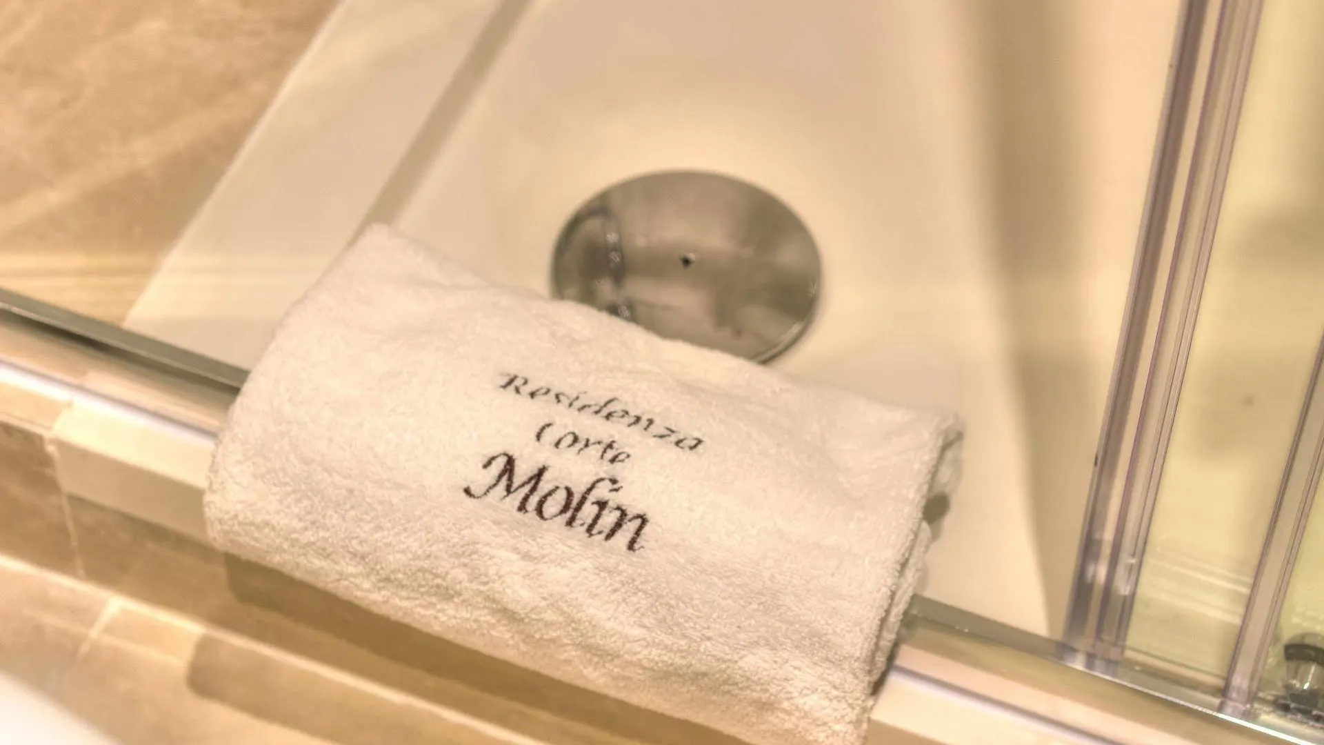 Residenza Corte Molin Venice 2*,  Italy